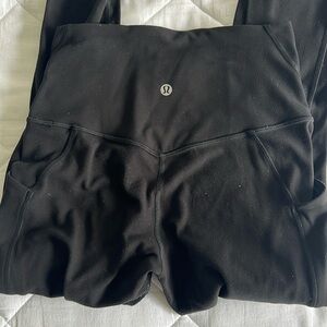 Lululemon leggings with pockets